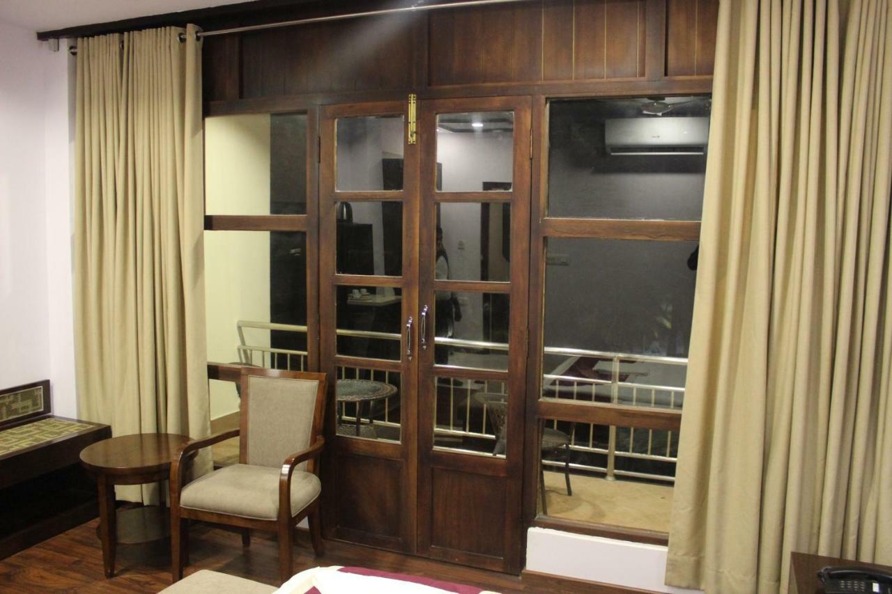 Tango Beach Resort Lakshmanpur Extérieur photo