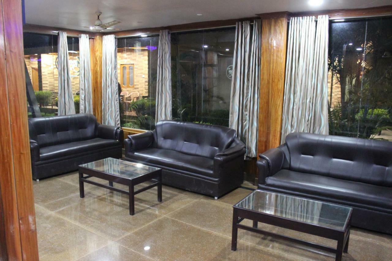 Tango Beach Resort Lakshmanpur Extérieur photo